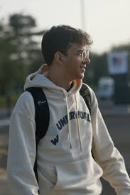 <em>Alex W.</em>